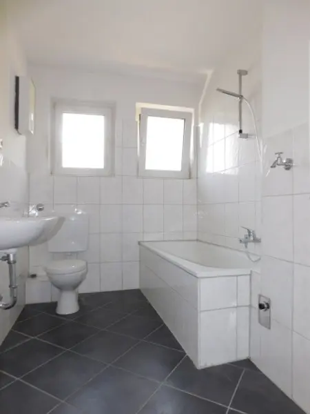 3 Zimmer Wohnung mit 75 m² in Krefeld – Bild 5
