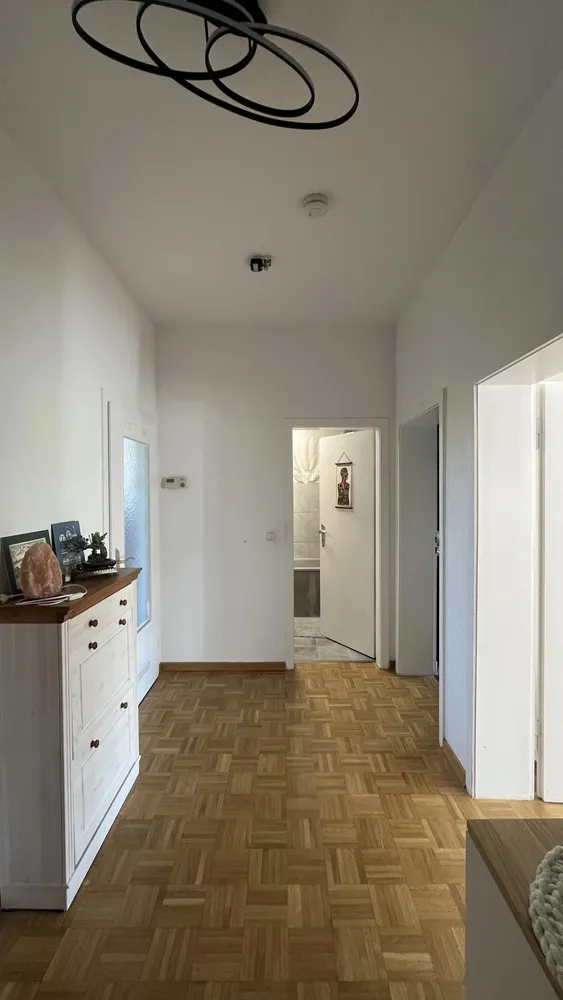 4 Zimmer Wohnung mit 100 m² in Köln – Bild 9