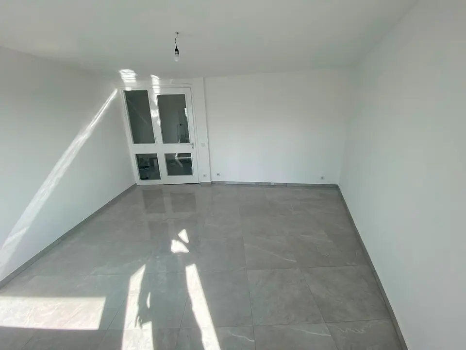3 Zimmer Wohnung mit 74 m² in Brühl – Bild 2