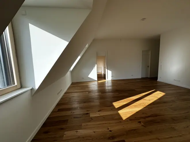 4 Zimmer Wohnung mit 181 m² in Kiel – Bild 8