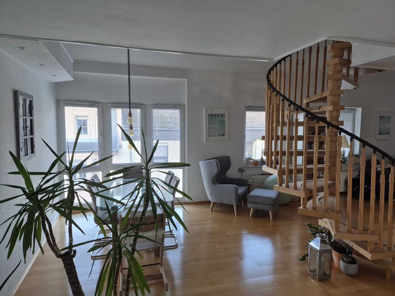 3 room apartment with 100 m² in Bonn – Photo 1