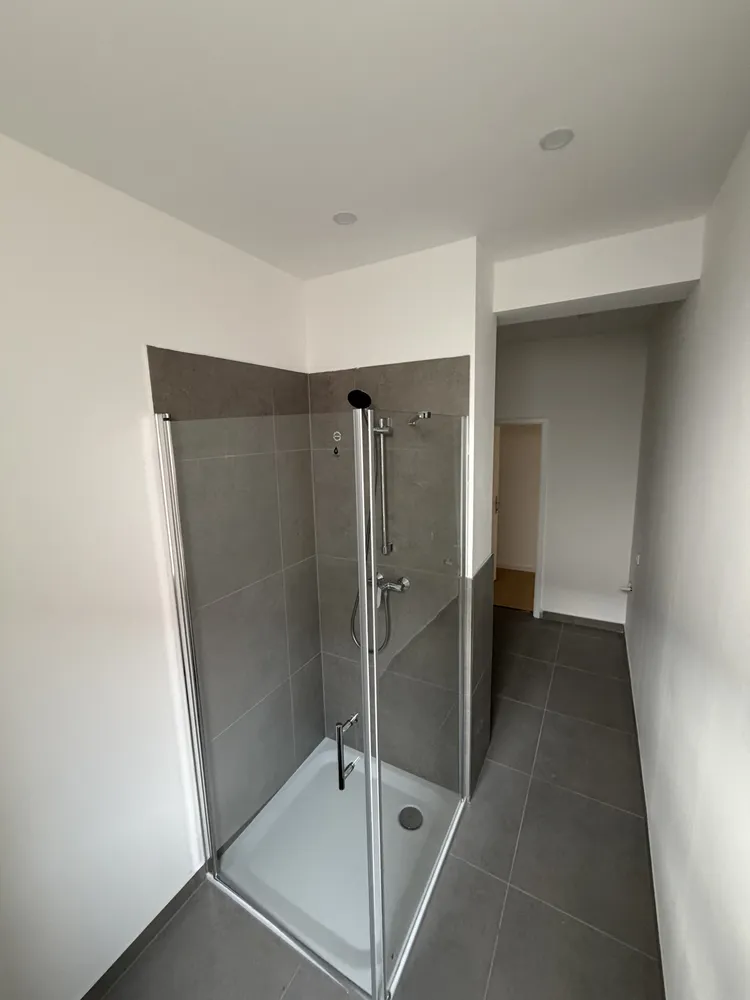 2 room apartment with 62 m² in Berlin – Photo 1