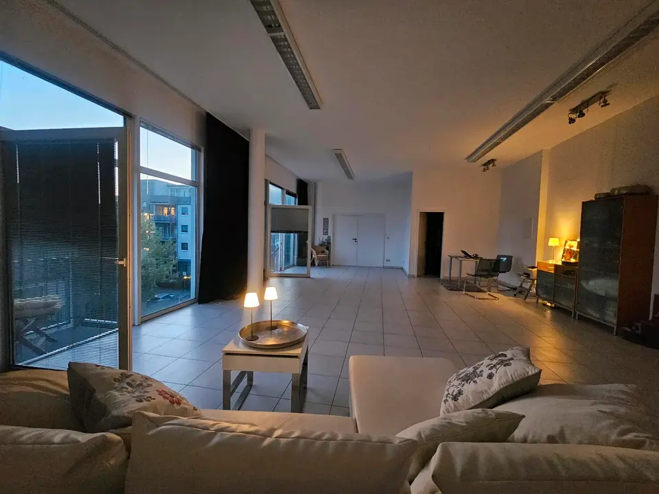 2 Zimmer Wohnung mit 105 m² in Hürth – Bild 10
