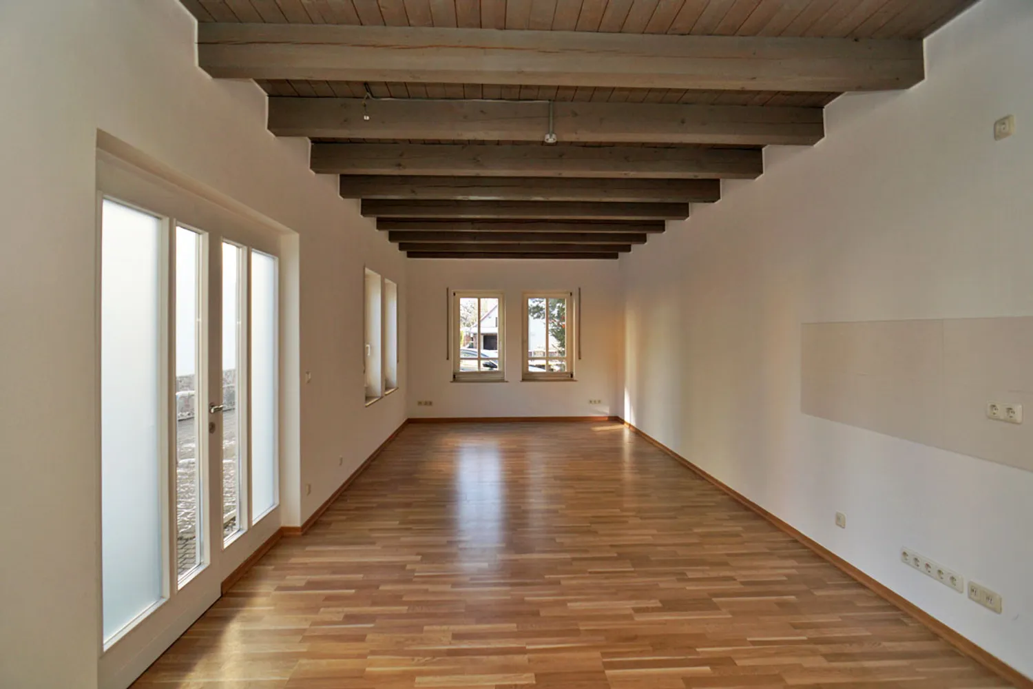 4 room apartment with 112 m² in Radebeul – Photo 8
