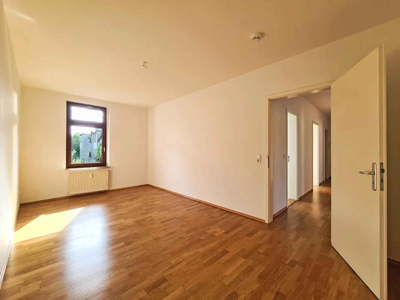 4 Zimmer Wohnung mit 106 m² in Chemnitz – Bild 11