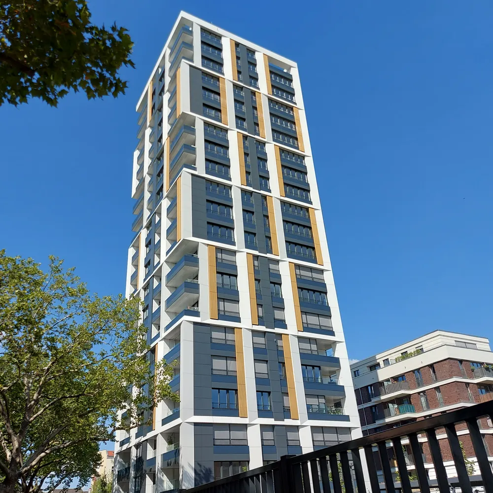 4 Zimmer Wohnung mit 118 m² in Berlin – Bild 1