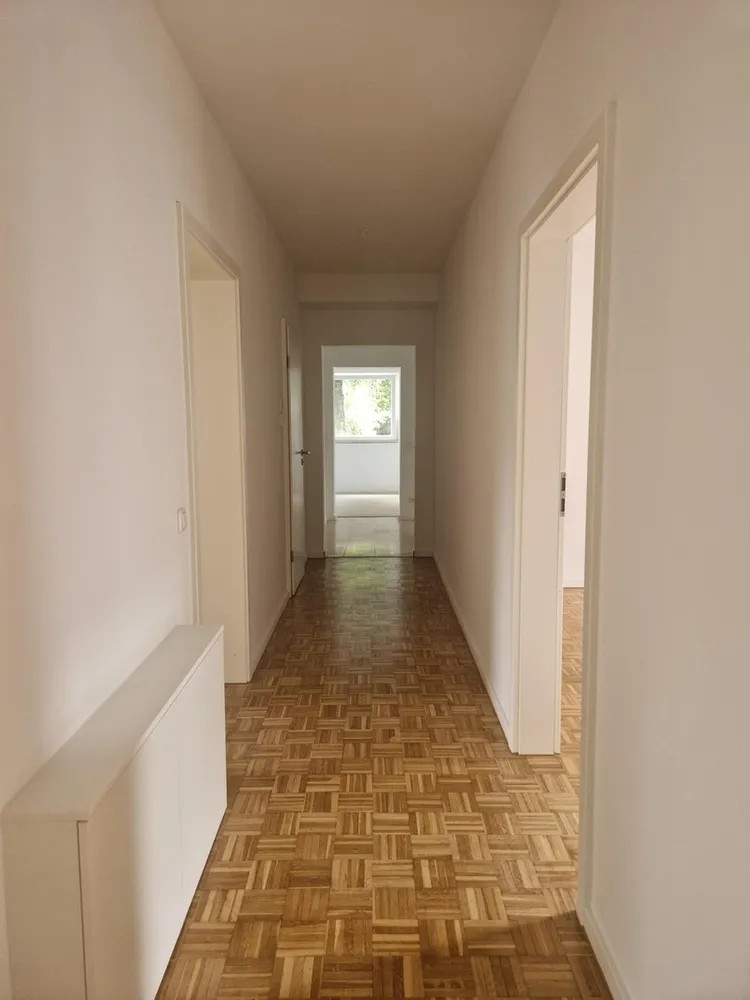 6 Zimmer Wohnung mit 156 m² in Duisburg – Bild 3