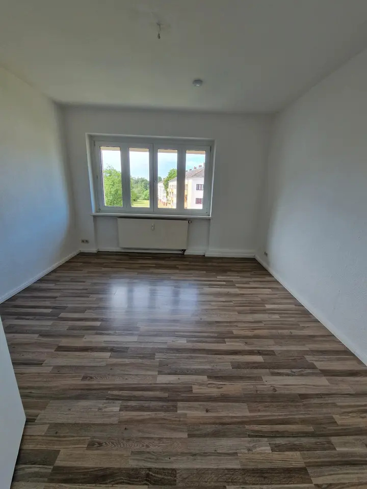 3 Zimmer Wohnung mit 72 m² in Magdeburg – Bild 2