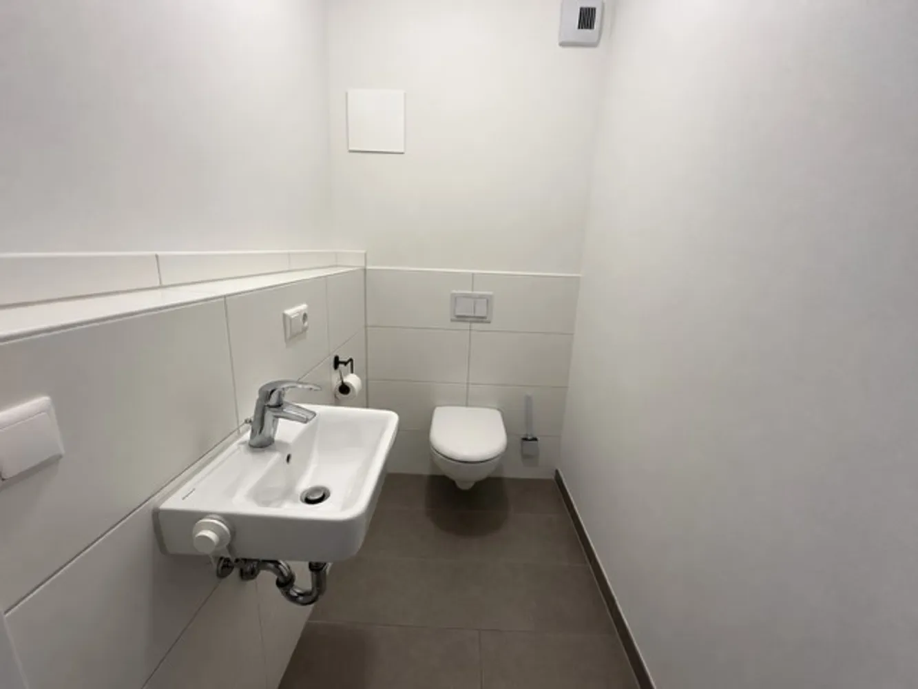 4 room apartment with 113 m² in Düsseldorf – Photo 6