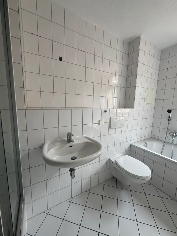 2 Zimmer Wohnung mit 83 m² in Altenburg – Bild 9