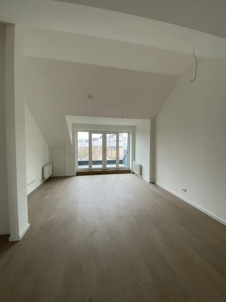 3 Zimmer Wohnung mit 77 m² in Berlin – Bild 2