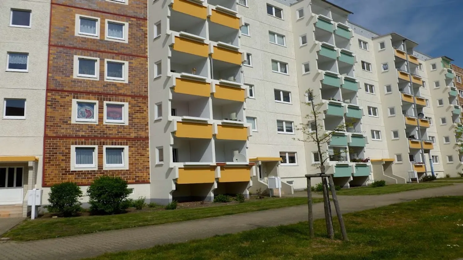 1 Zimmer Wohnung mit 37 m² in Rostock – Bild 1