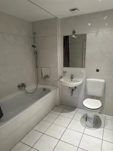 2 Zimmer Wohnung mit 55 m² in Berlin – Bild 6