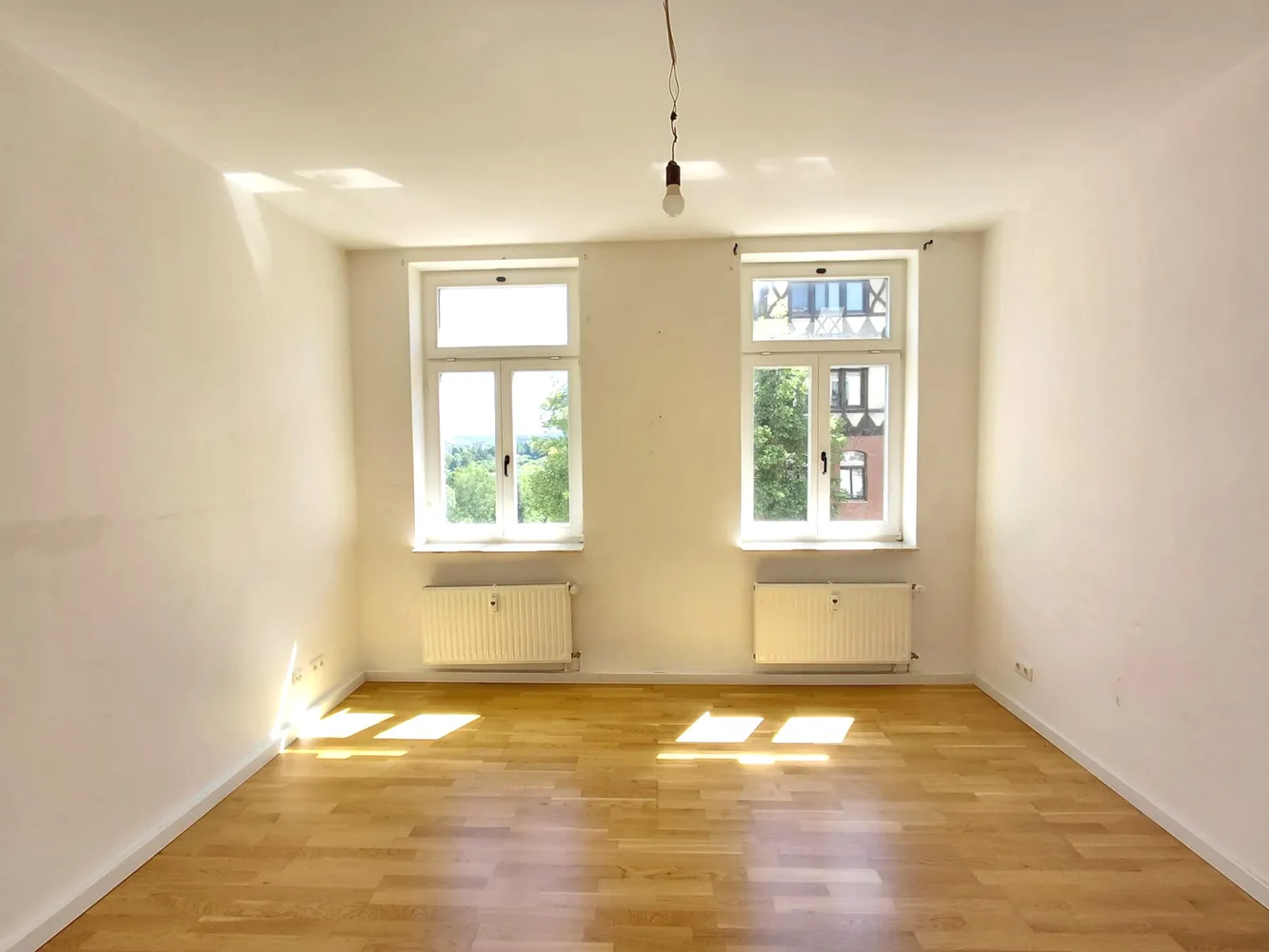 4 Zimmer Wohnung mit 95 m² in Plauen – Bild 10