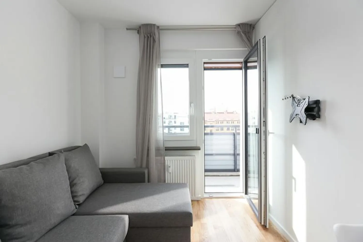 2 Zimmer Wohnung mit 45 m² in Berlin – Bild 4