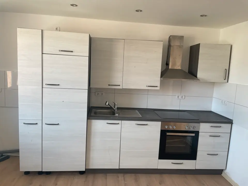 6 Zimmer Haus mit 180 m² in Kassel – Bild 2
