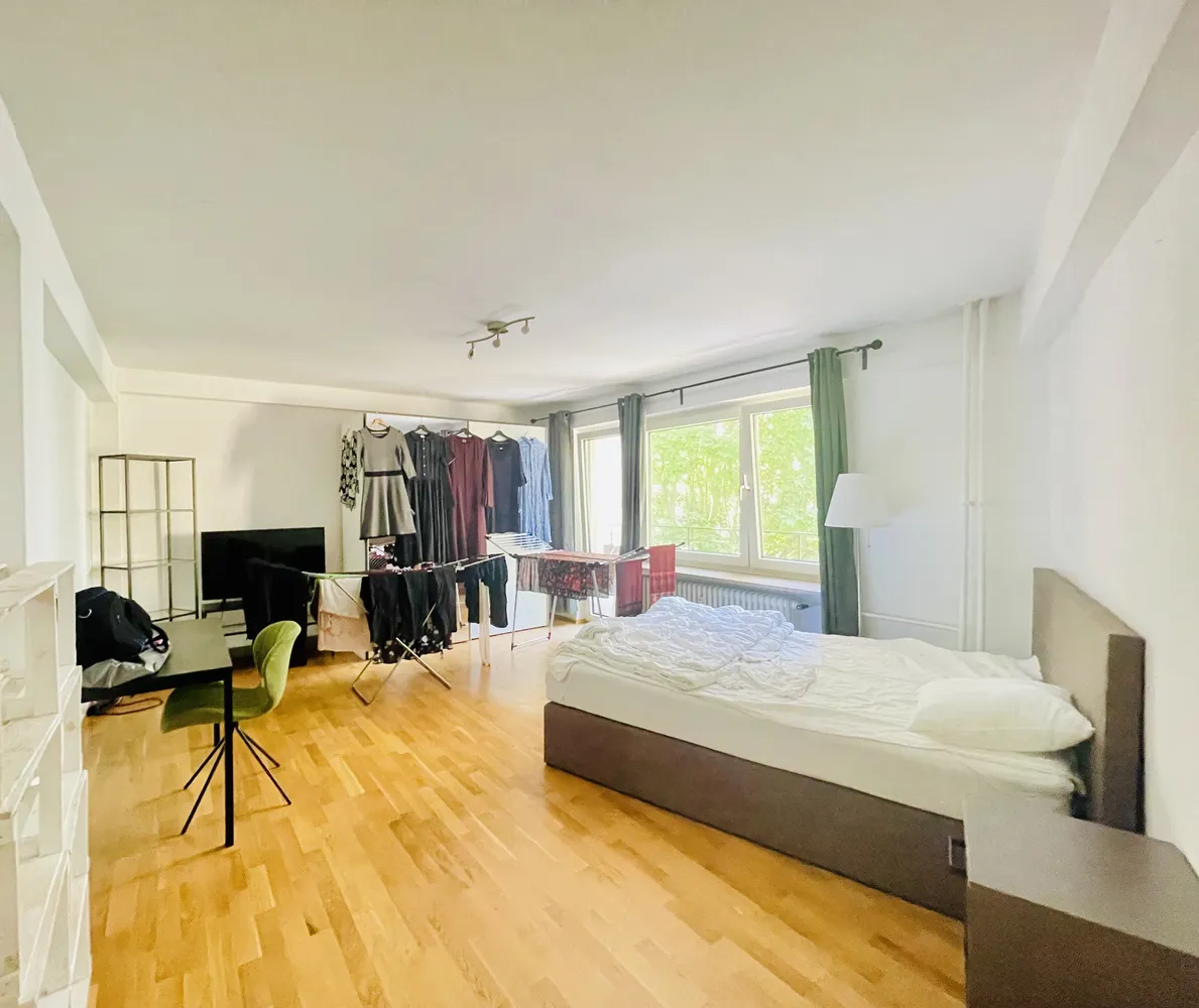 4 Zimmer Wohnung mit 108 m² in Frankfurt am Main – Bild 2