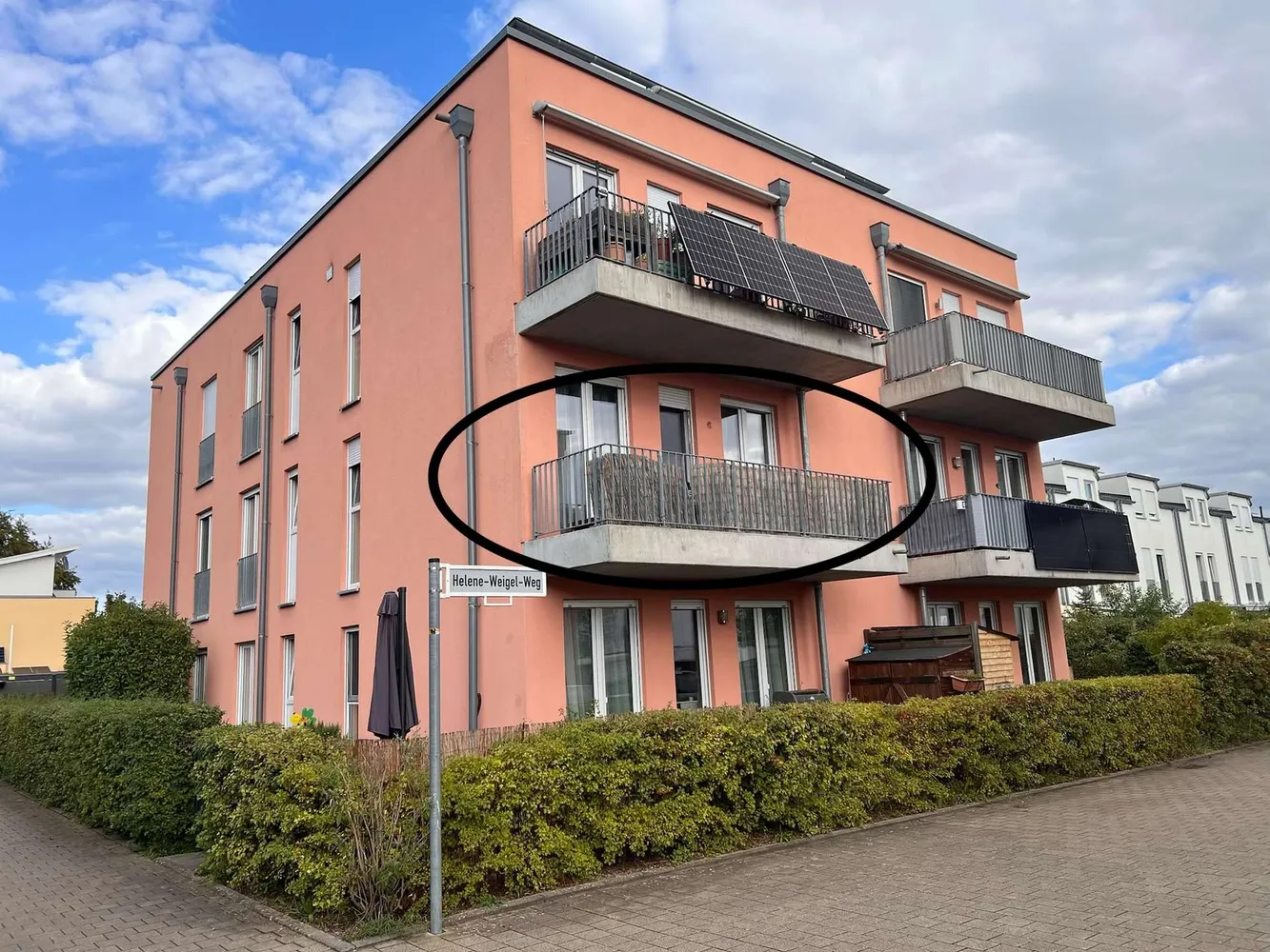 2 Zimmer Wohnung mit 79 m² in Bonn – Bild 1