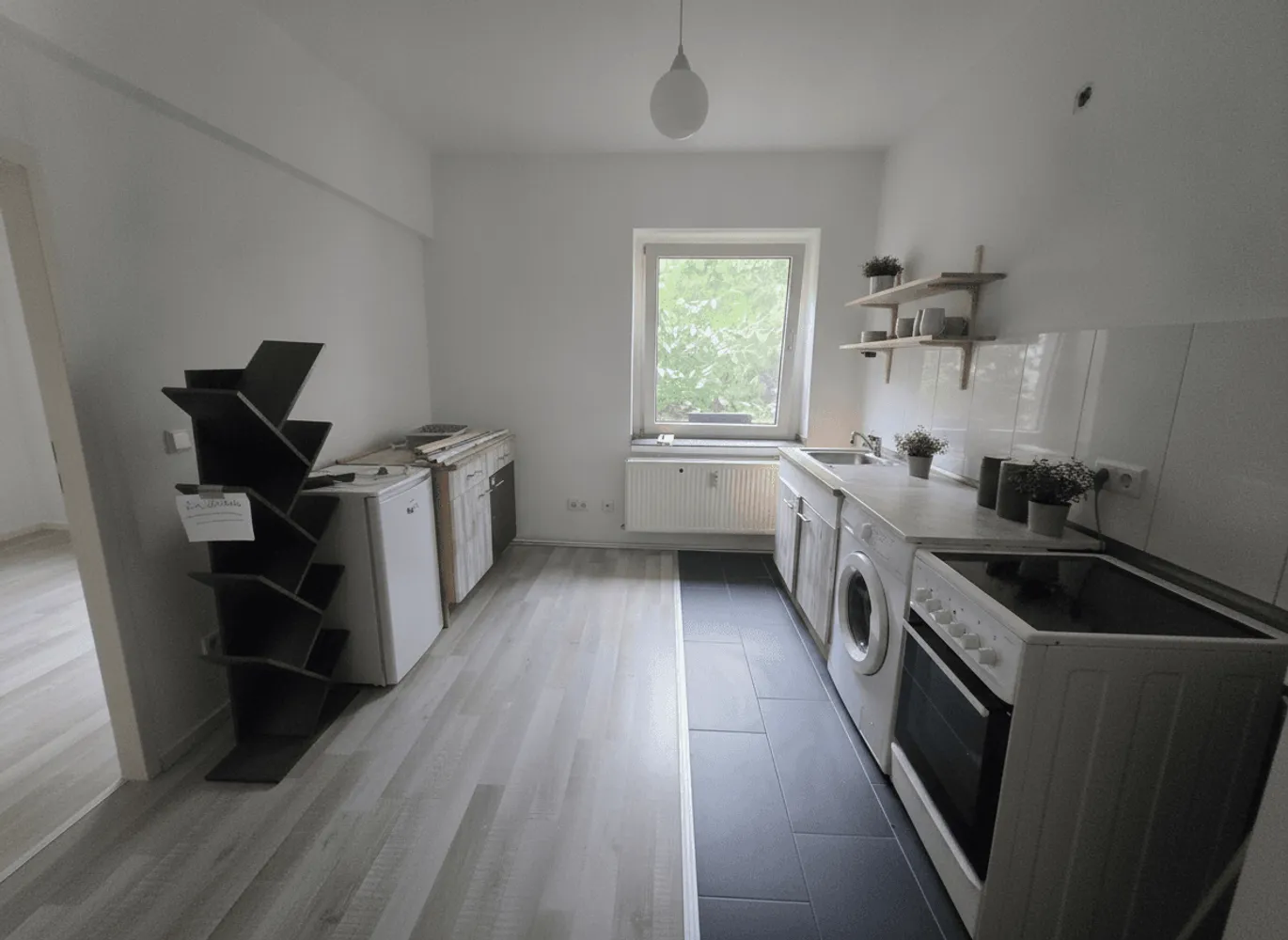 2 Zimmer Wohnung mit 30 m² in Düsseldorf – Bild 2