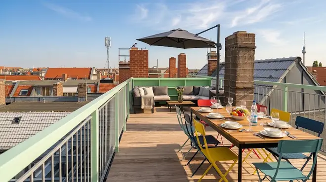 4 Zimmer Wohnung mit 155 m² in Berlin – Bild 1