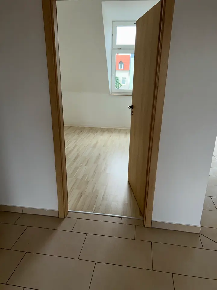 3 Zimmer Wohnung mit 71 m² in Halle (Saale) – Bild 4
