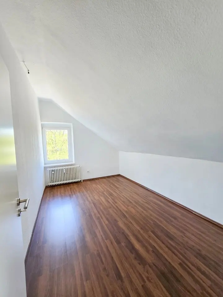 4 Zimmer Wohnung mit 82 m² in Oberhausen – Bild 3