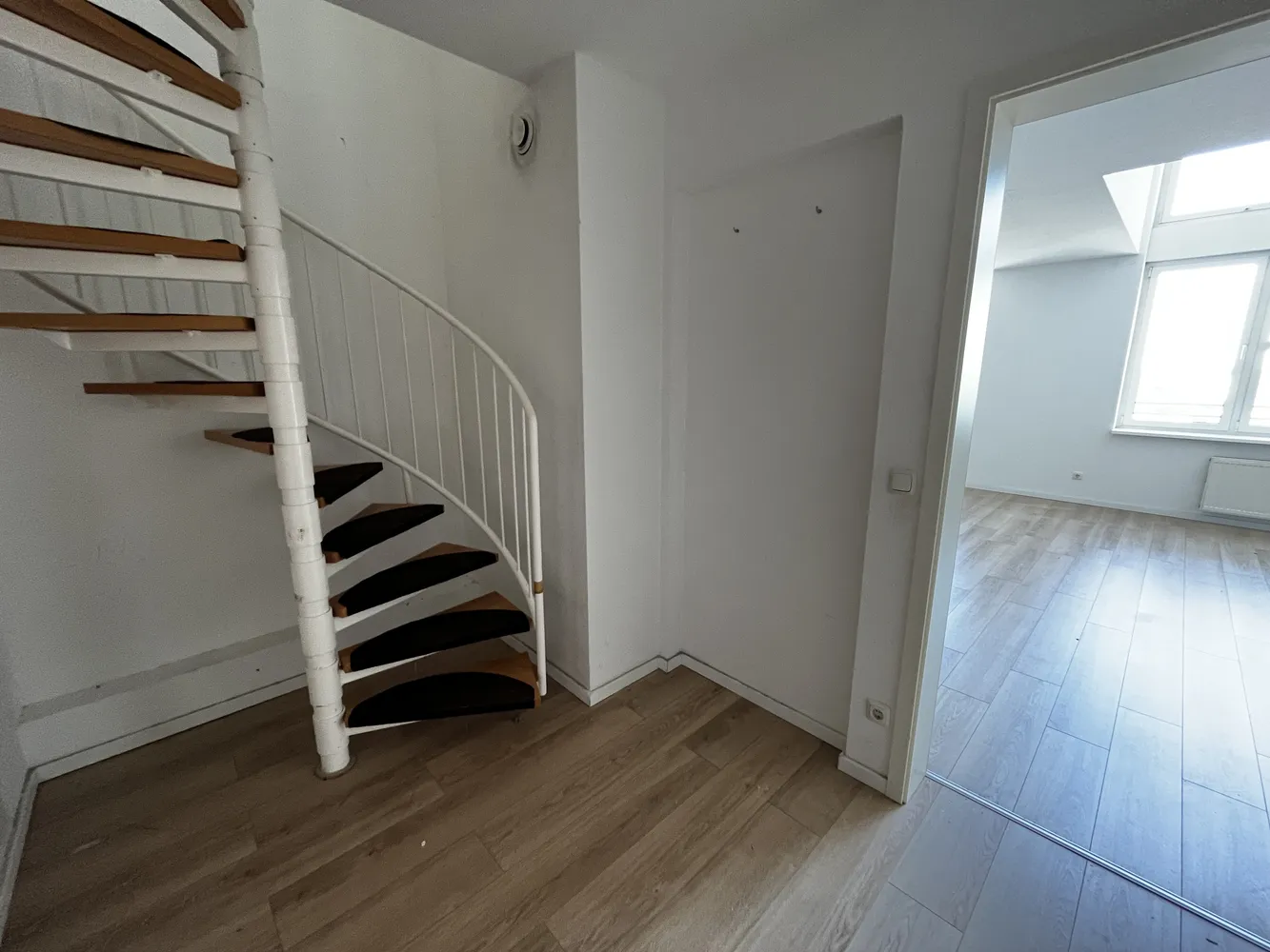 3 Zimmer Wohnung mit 97 m² in Potsdam – Bild 1