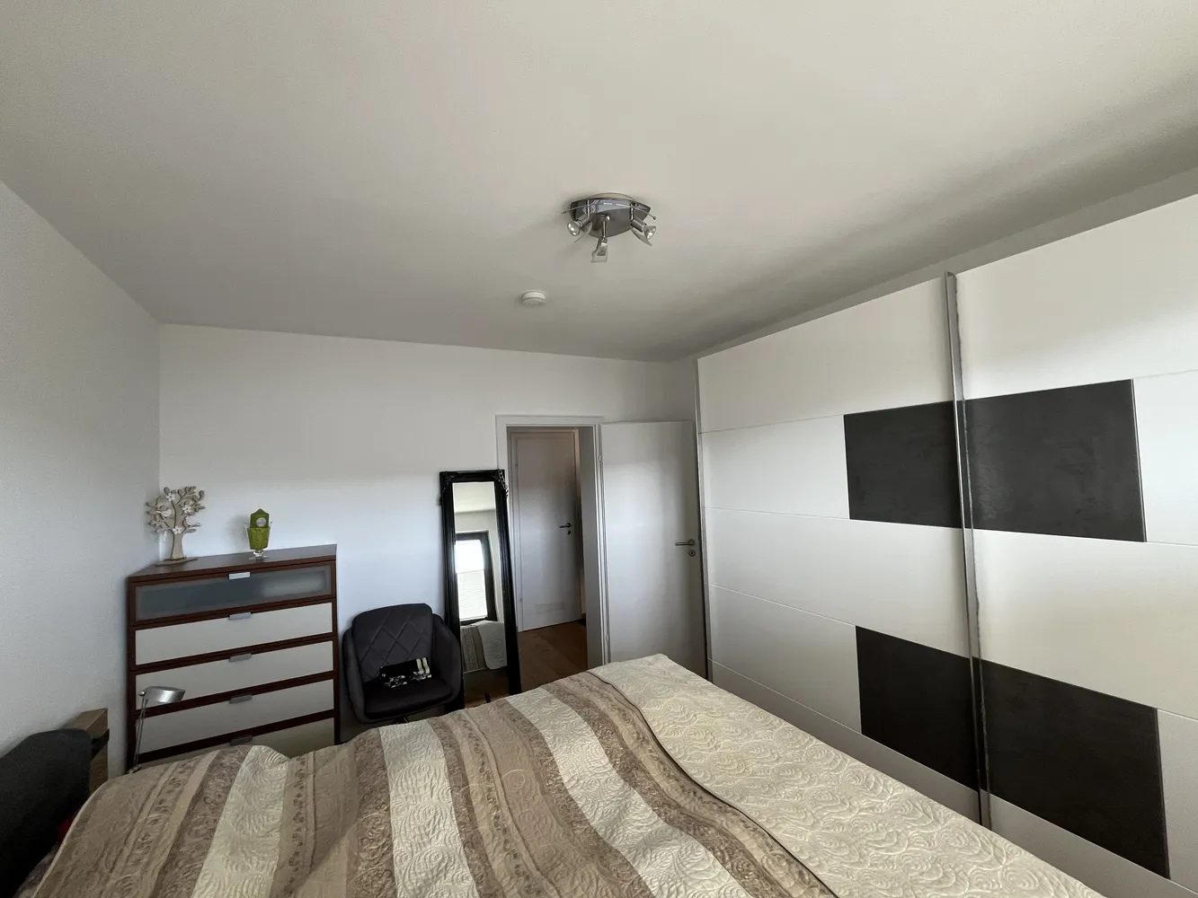 3 Zimmer Wohnung mit 74 m² in Hannover – Bild 5