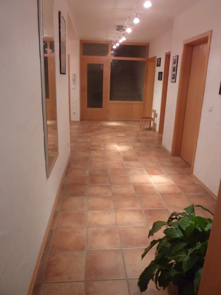 6 Zimmer Wohnung mit 225 m² in Kaiserslautern – Bild 8