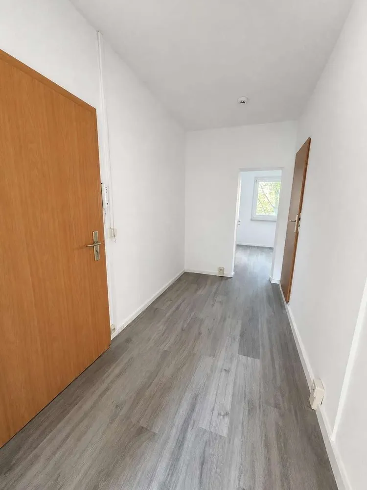 2 Zimmer Wohnung mit 49 m² in Halle (Saale) – Bild 2