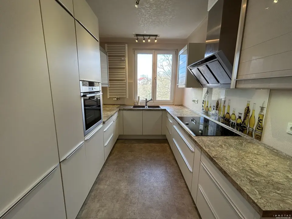 3 Zimmer Wohnung mit 105 m² in Saarbrücken – Bild 3