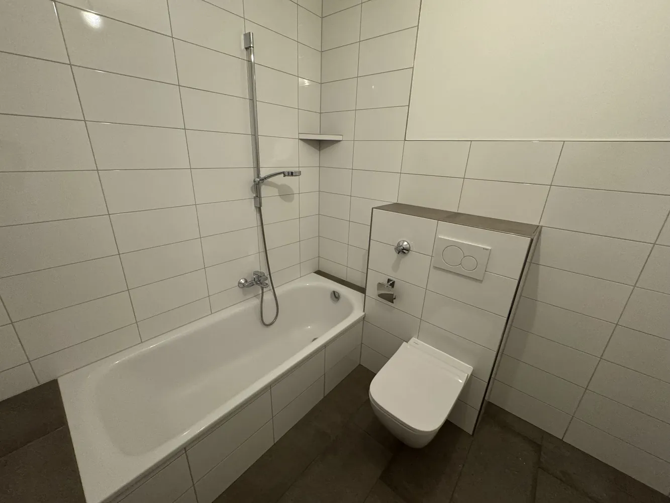 3 Zimmer Wohnung mit 90 m² in Frankfurt am Main – Bild 4