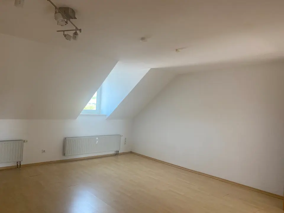 2 room apartment with 63 m² in Chemnitz – Photo 1