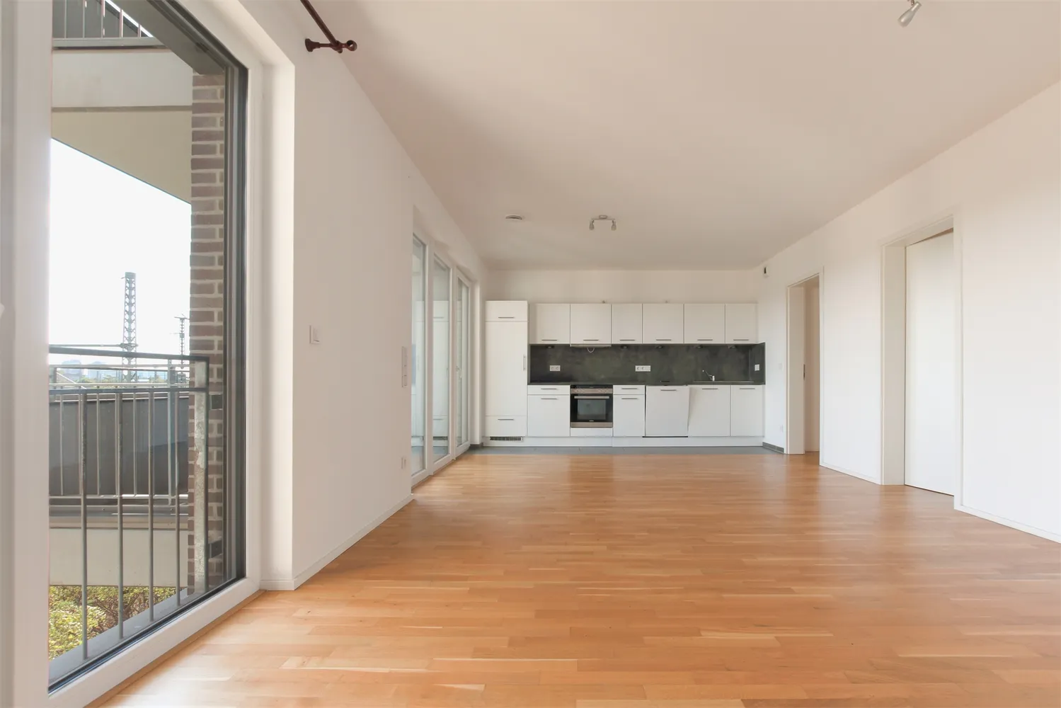 4 Zimmer Wohnung mit 82 m² in Frankfurt am Main – Bild 1