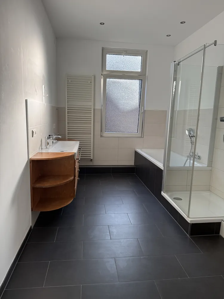 5 Zimmer Wohnung mit 140 m² in Wiesbaden – Bild 12
