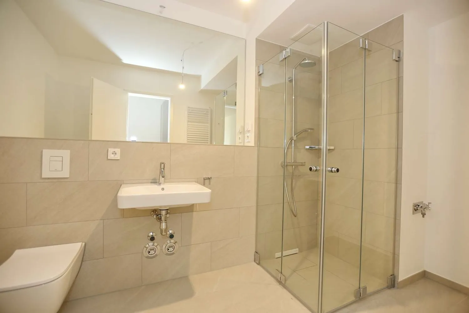 2 Zimmer Wohnung mit 63 m² in Berlin – Bild 2
