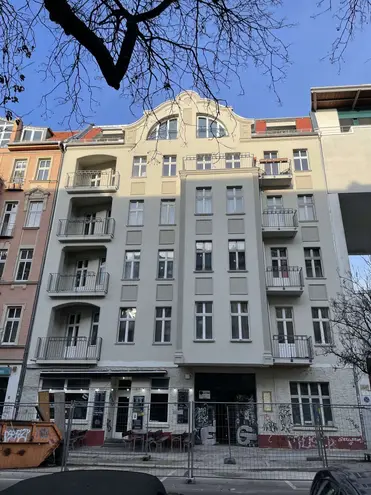 2 Zimmer Wohnung mit 64 m² in Berlin – Bild 1