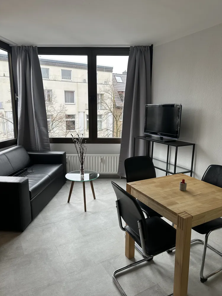 2 Zimmer Wohnung mit 30 m² in Köln – Bild 1