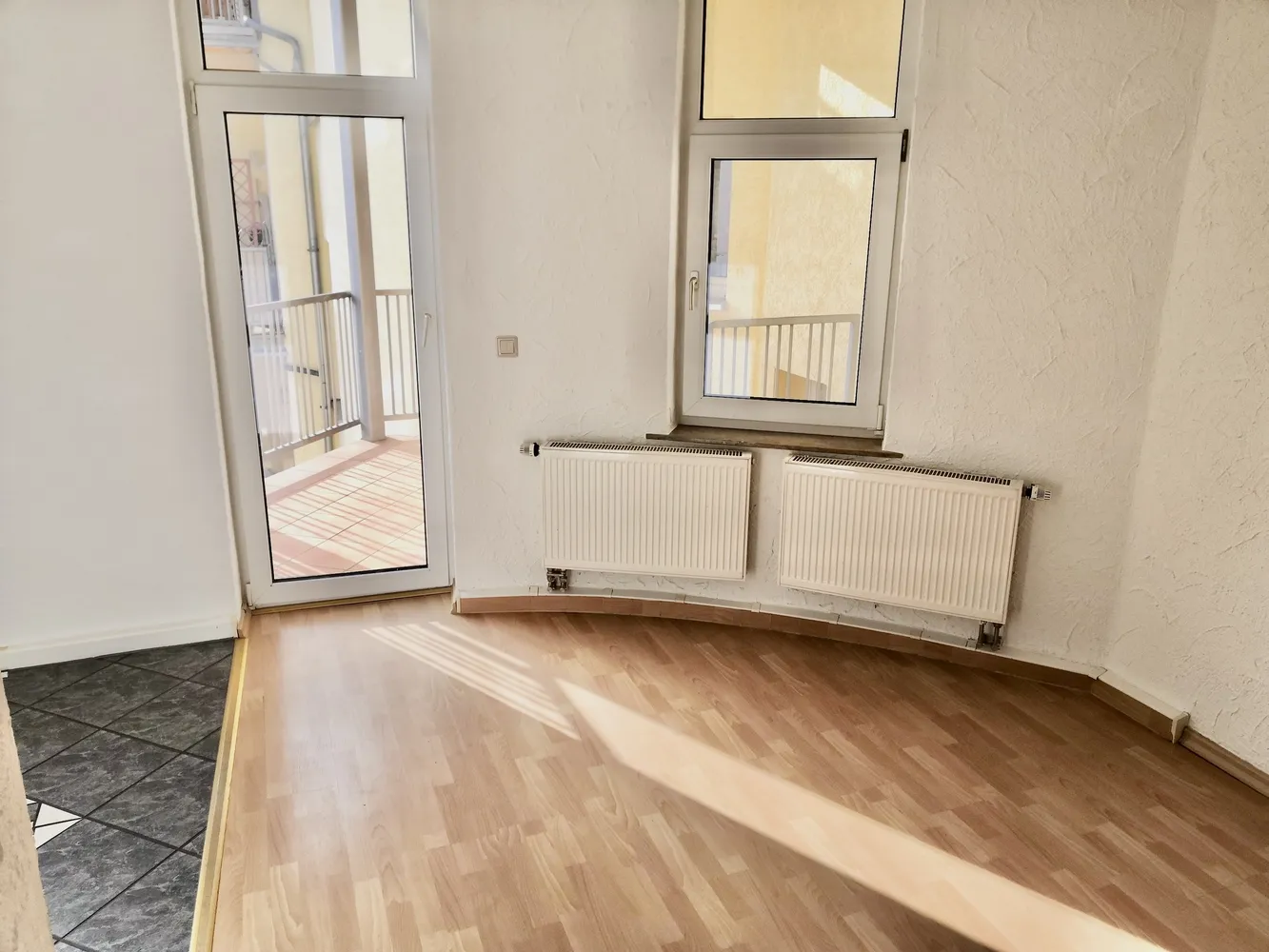 4 Zimmer Wohnung mit 101 m² in Chemnitz – Bild 3