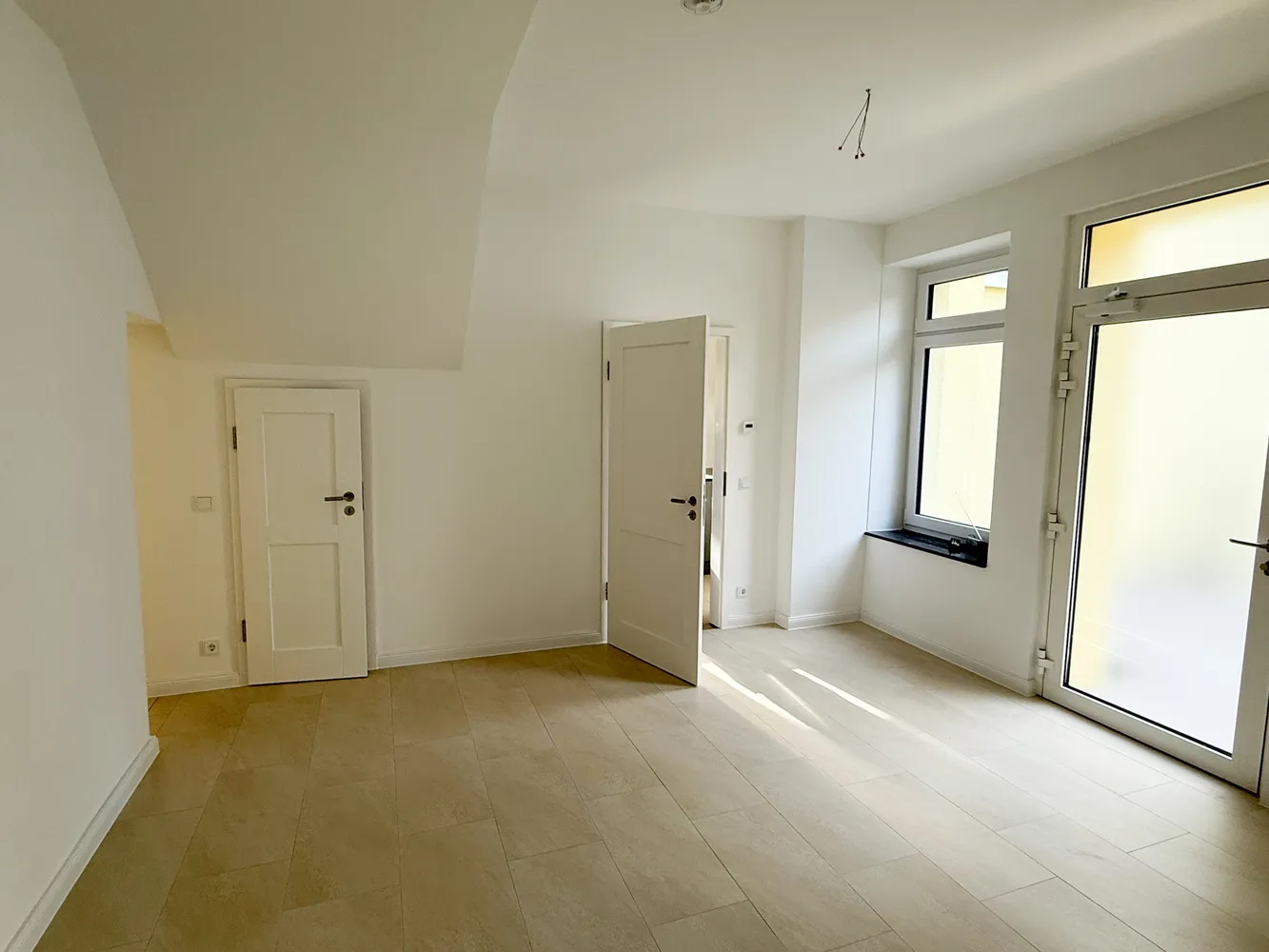 4 Zimmer Wohnung mit 113 m² in Hamburg – Bild 4