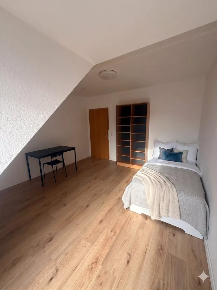 2 Zimmer Wohnung mit 14 m² in Erfurt – Bild 4