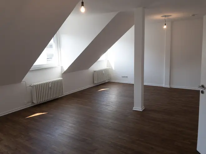 5 Zimmer Wohnung mit 143 m² in Düsseldorf – Bild 3