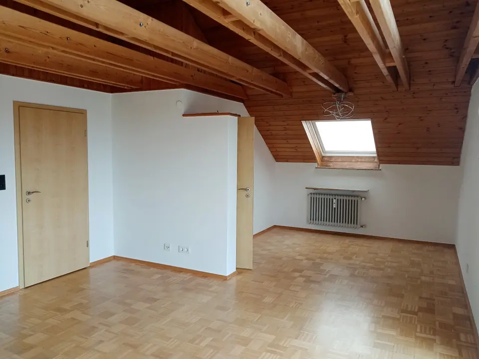 3 Zimmer Wohnung mit 84 m² in Augsburg – Bild 2