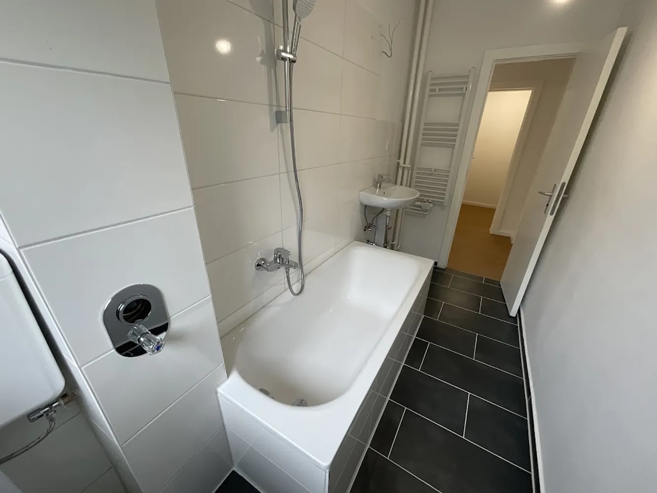 2 Zimmer Wohnung mit 52 m² in Lübeck – Bild 9