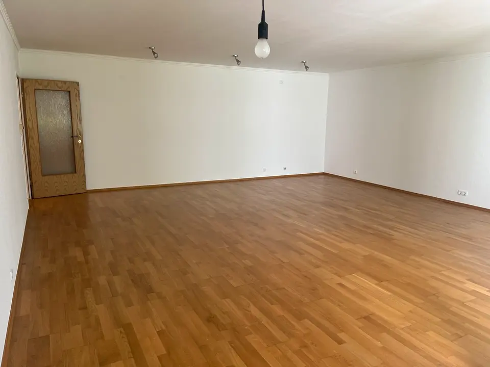 4 Zimmer Wohnung mit 102 m² in Bochum – Bild 2