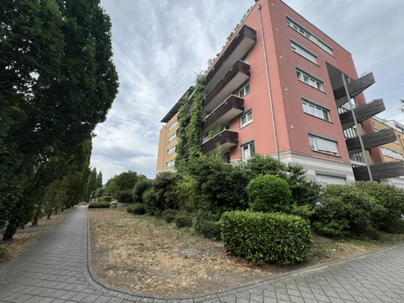 2 Zimmer Wohnung mit 55 m² in Frankfurt am Main – Bild 4