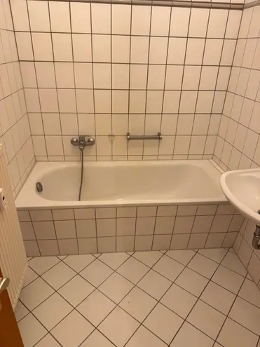 2 Zimmer Wohnung mit 47 m² in Halle (Saale) – Bild 11