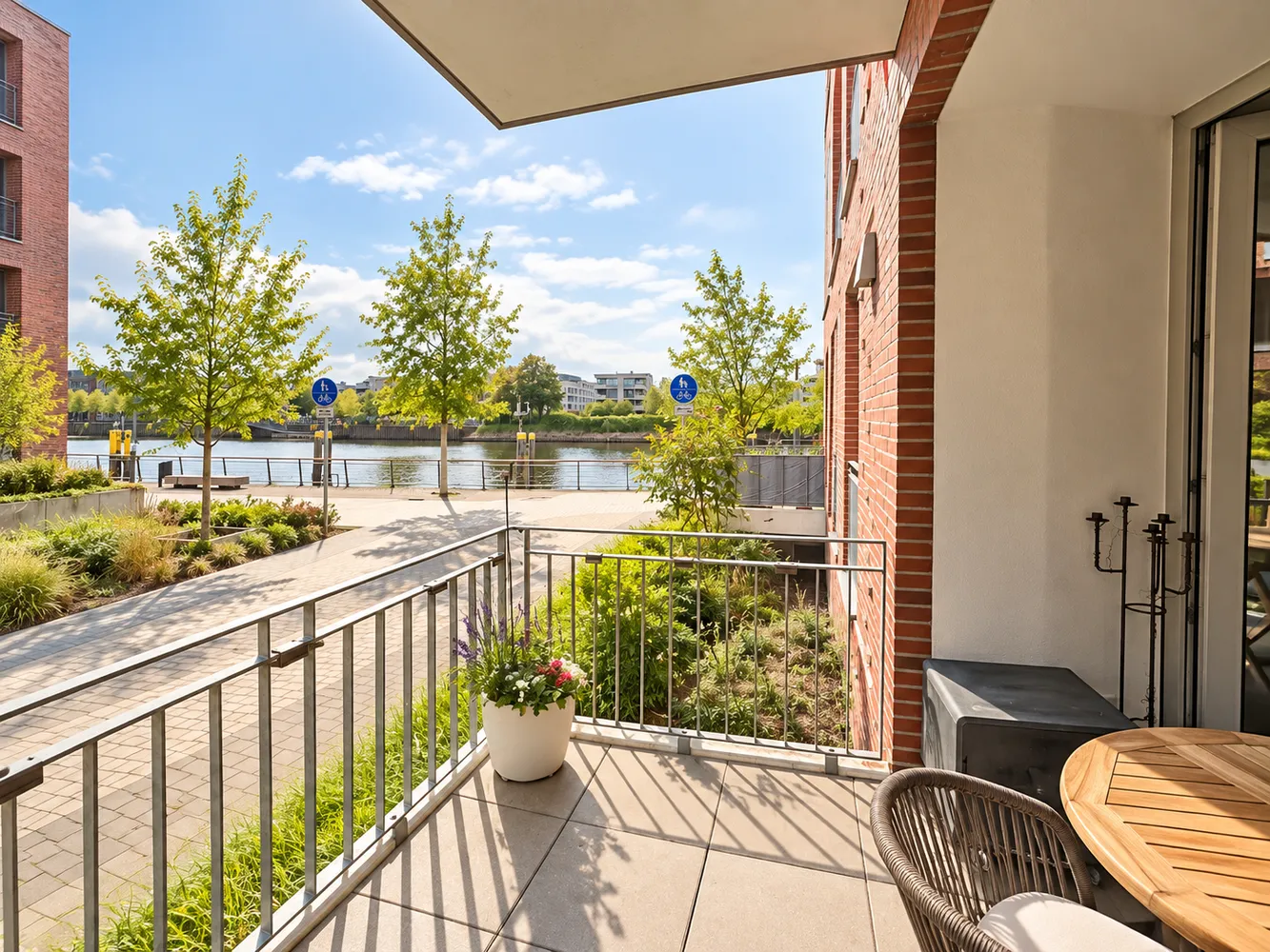 2 room apartment with 52 m² in Oldenburg – Photo 1