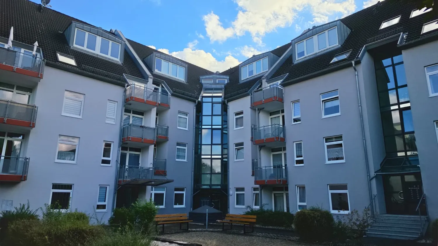 4 Zimmer Wohnung mit 110 m² in Homburg – Bild 6