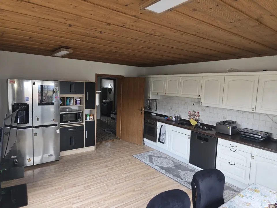 5 Zimmer Wohnung mit 133 m² in Regensburg – Bild 2
